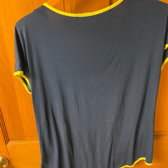 Soprano Women's Navy/Yellow Top/Blouse Size Small In Great Shape!! - Picture 5 of 5